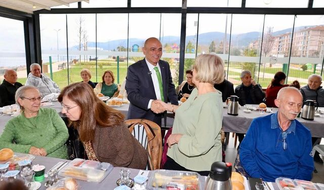 Başkan Söğüt’ten Yaşlılara Saygı Haftası Ziyareti