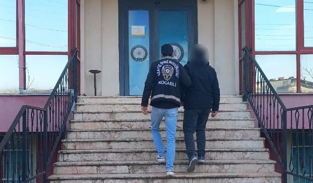 İzmit’te Dolandırıcılıktan Aranan Şahıs Yakalandı