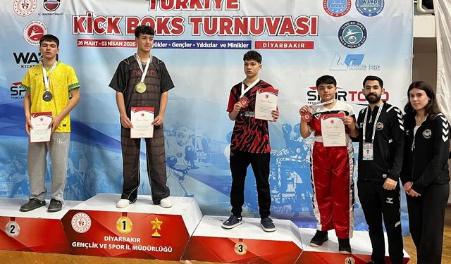 Körfezli Sporculardan Kick Boks Başarısı
