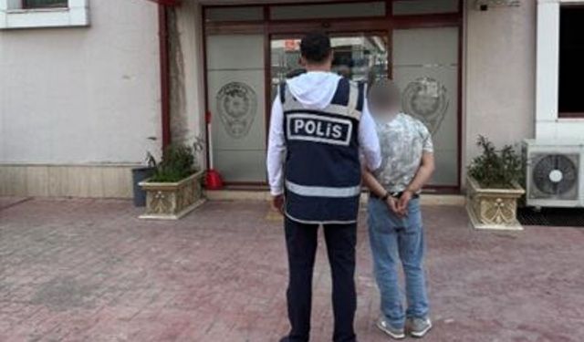 Derince’de Silahla Tehdit Suçundan Aranan Şahıs Yakalandı