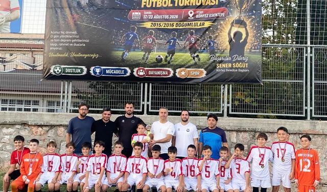 Körfez’de Minikler Futbol Turnuvası: Gençlerbirliği Namağlup Şampiyon