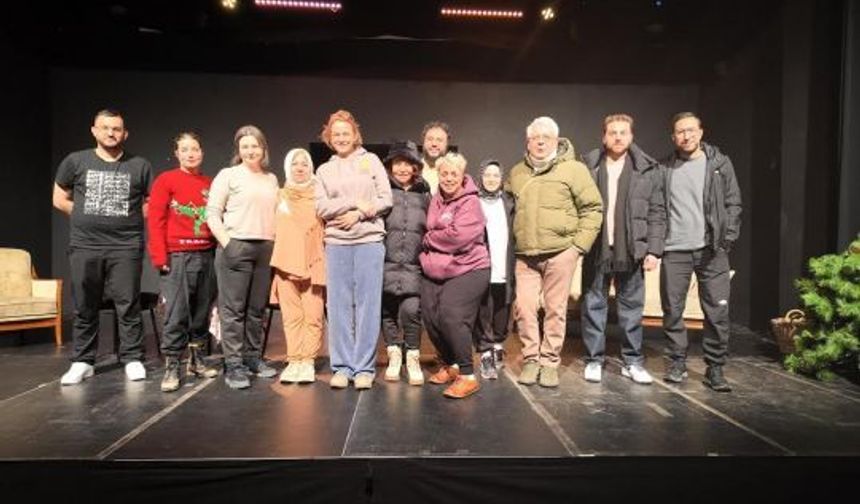 Kocaeli Şehir Tiyatroları Almanya’da Büyük İlgi Gördü