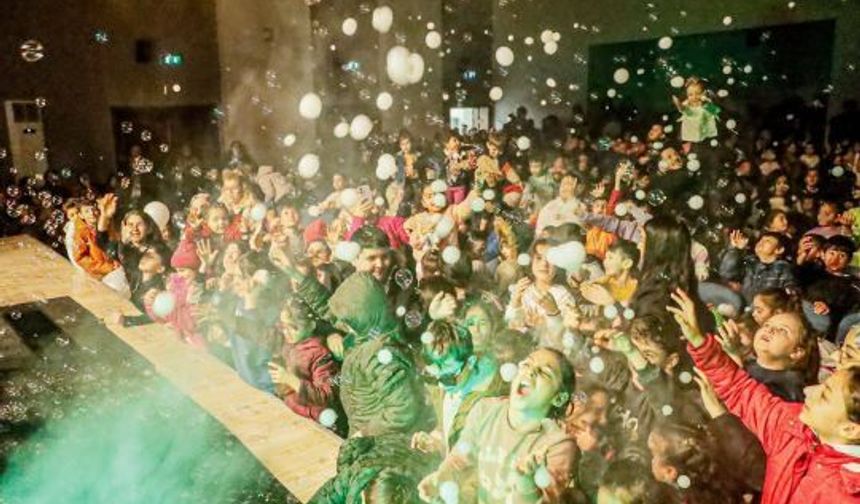 Körfez Belediyesi’nden, Çocuklara Eğlenceli Gösteri