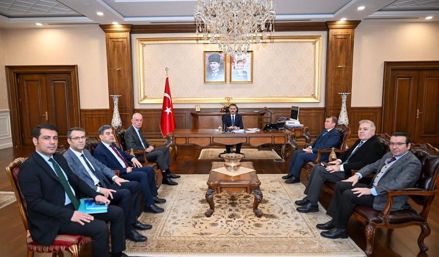 Vali Aktaş Başkanlığında Hizmet Değerlendirme Toplantısı