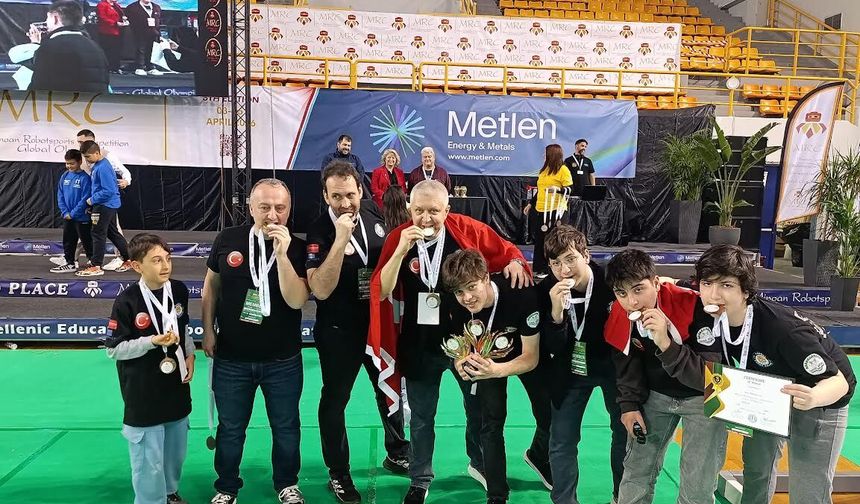 Kocaeli Takımlarından Robotik Olimpiyatta Tarihi Başarı