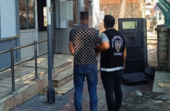 Hırsızlık Suçundan Aranan Şahıs Yakalandı